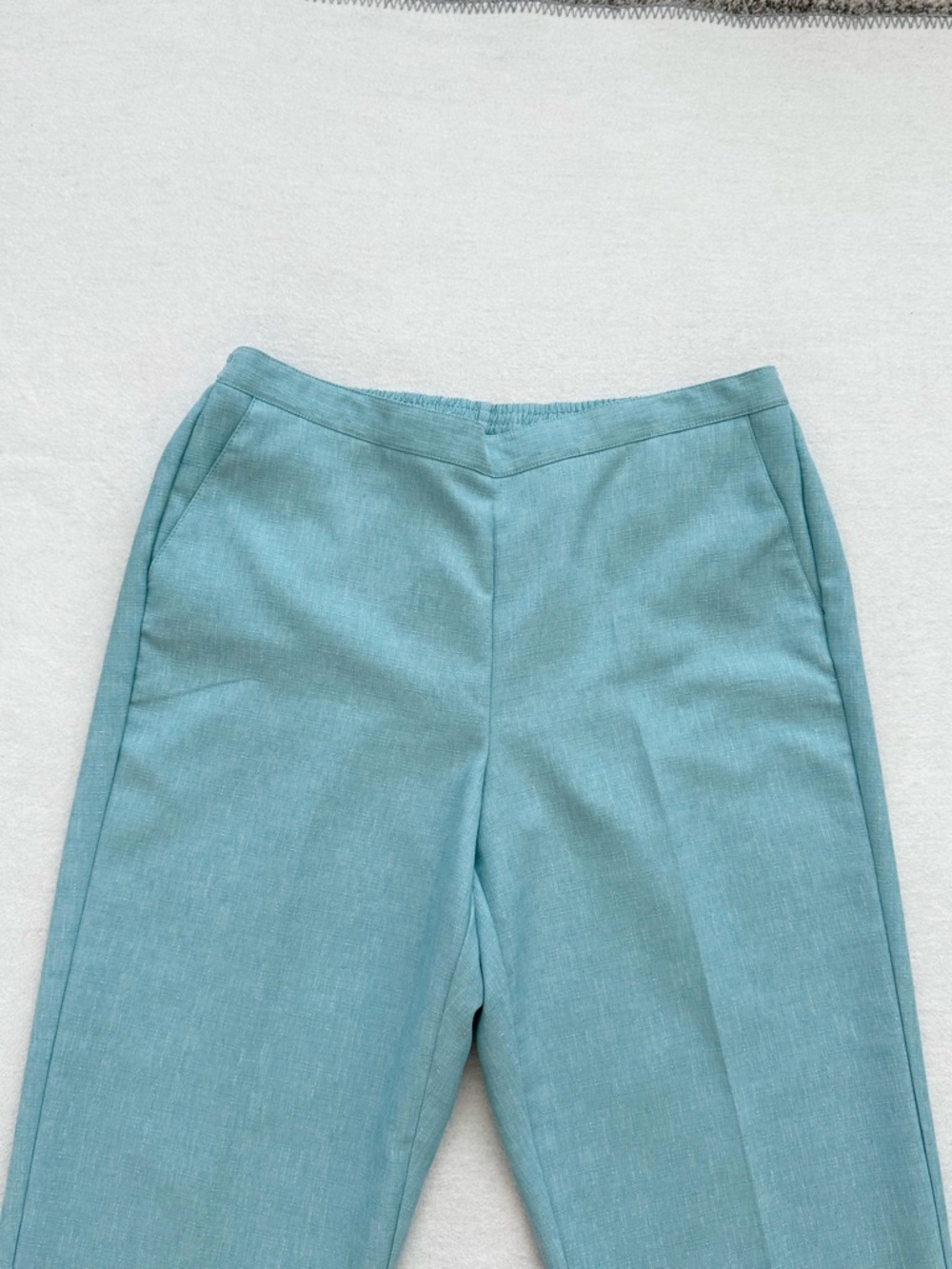 Alfred Dunner Pull On Ankle Pants Size 14 - Picture 2 of 6